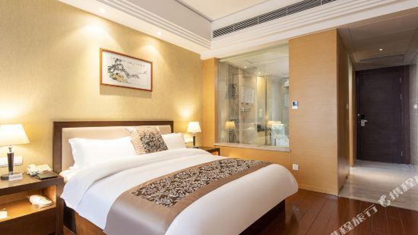 Three Gorges Serviced Apartments