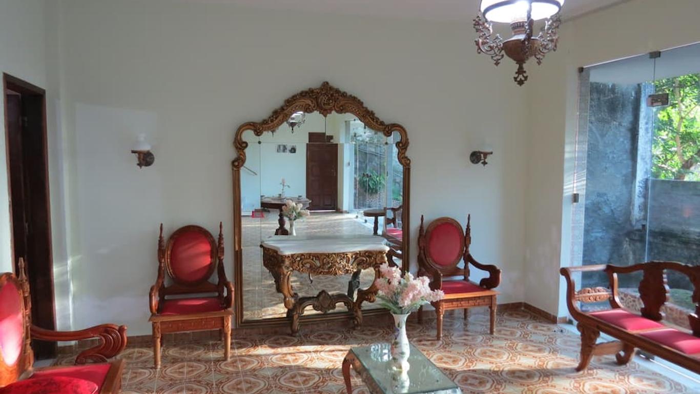 Pousada Charitas Inn