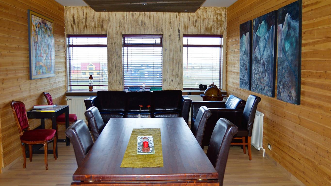 Art Hostel