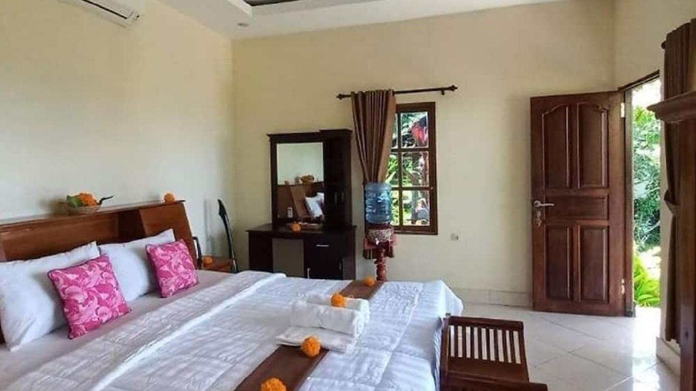Frangipani Inn & Restaurant