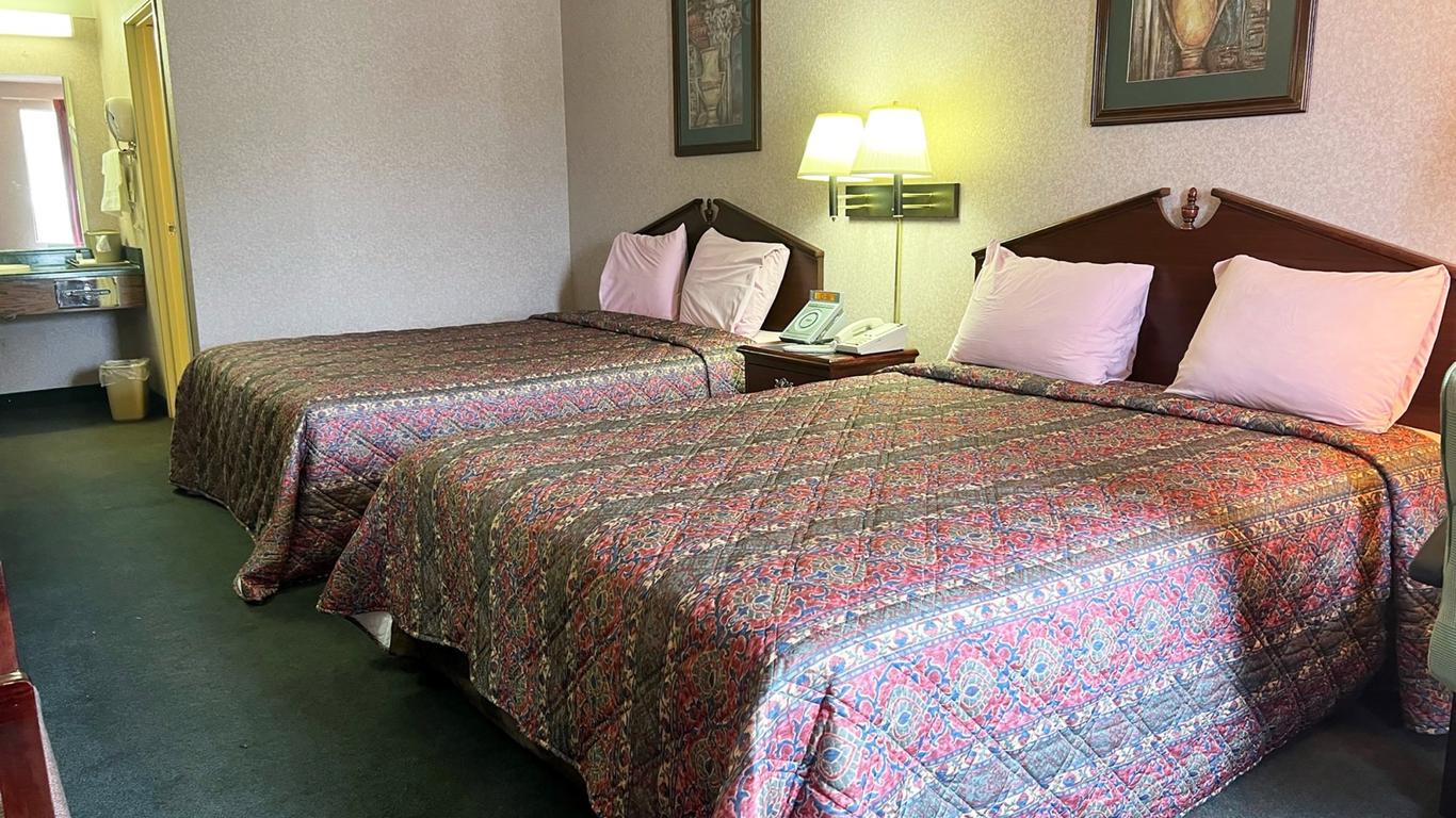 OYO Hotel East Macon I-75