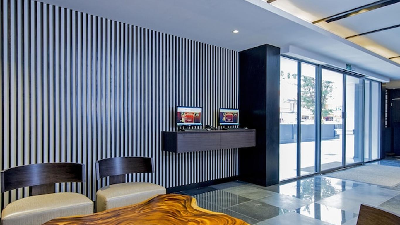 Hotel 81 Premier Star
