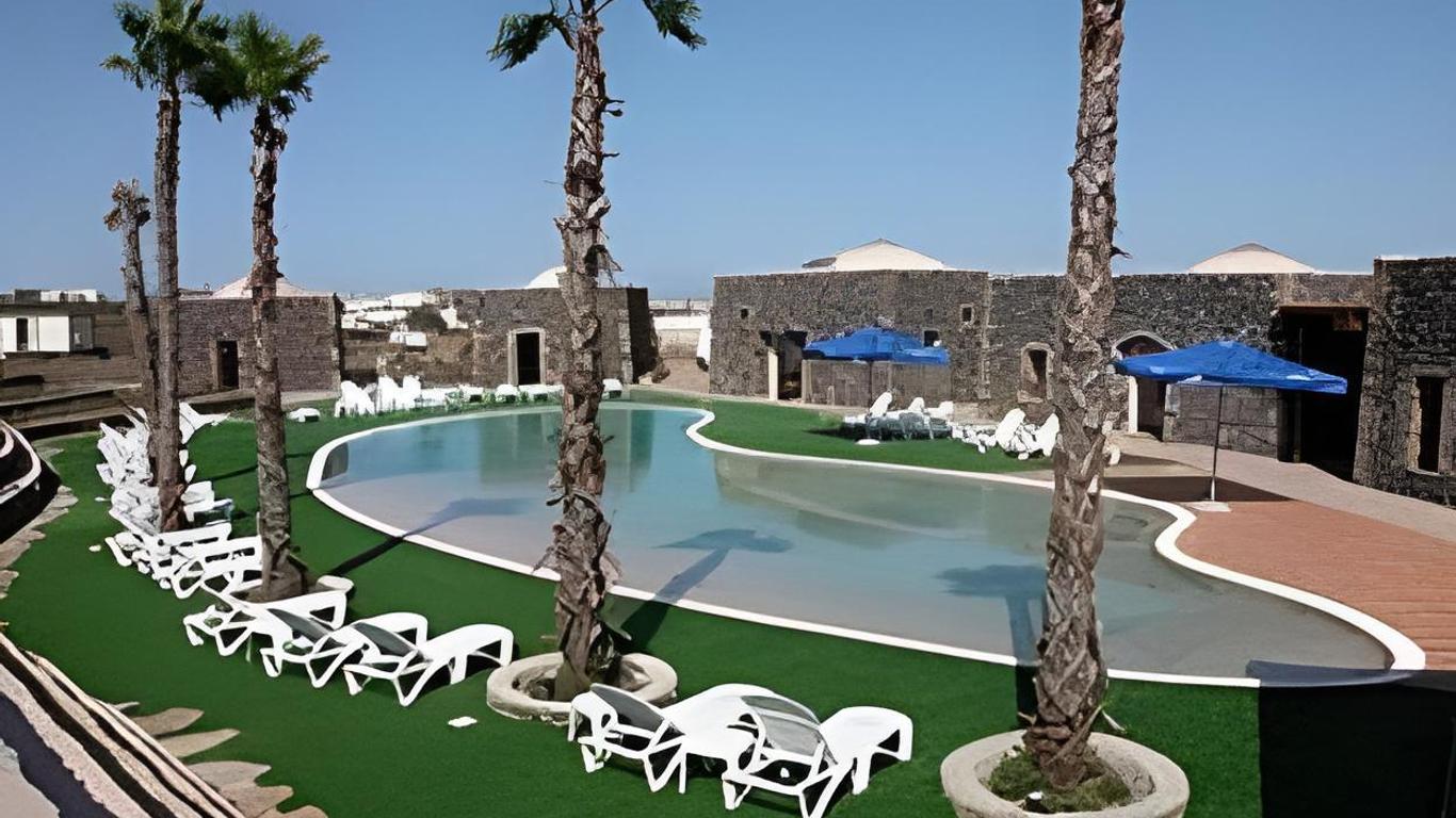 Blue Moon Hotel