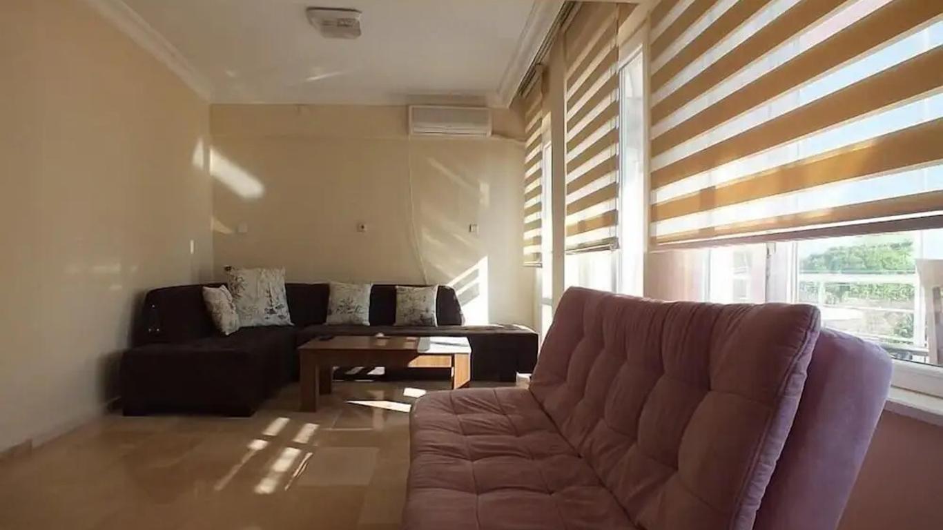 Acet Hotel