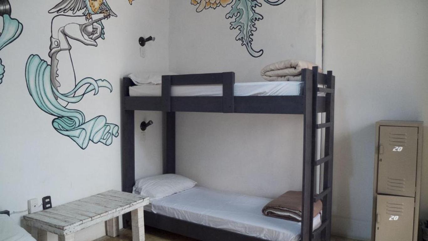 El Petate Hostel