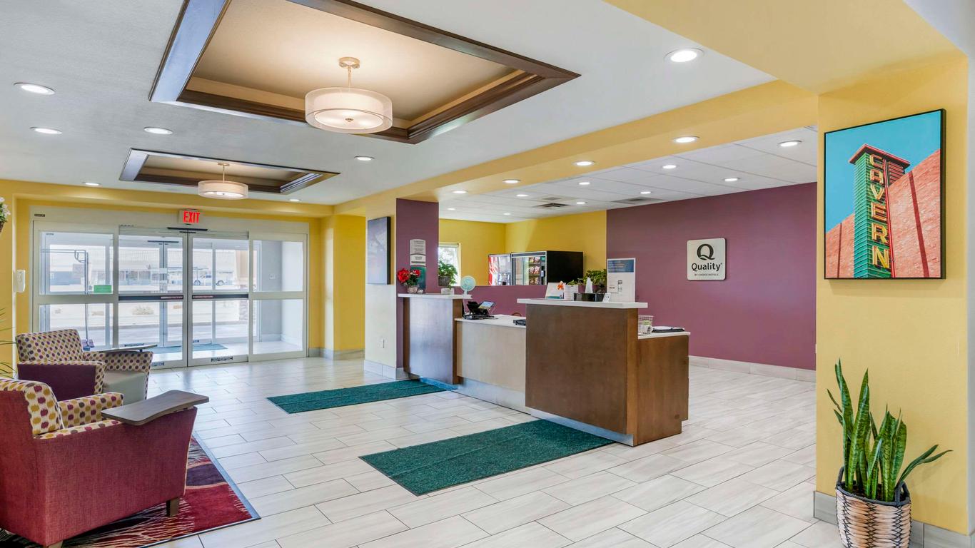 Quality Inn and Suites Carlsbad Caverns Area