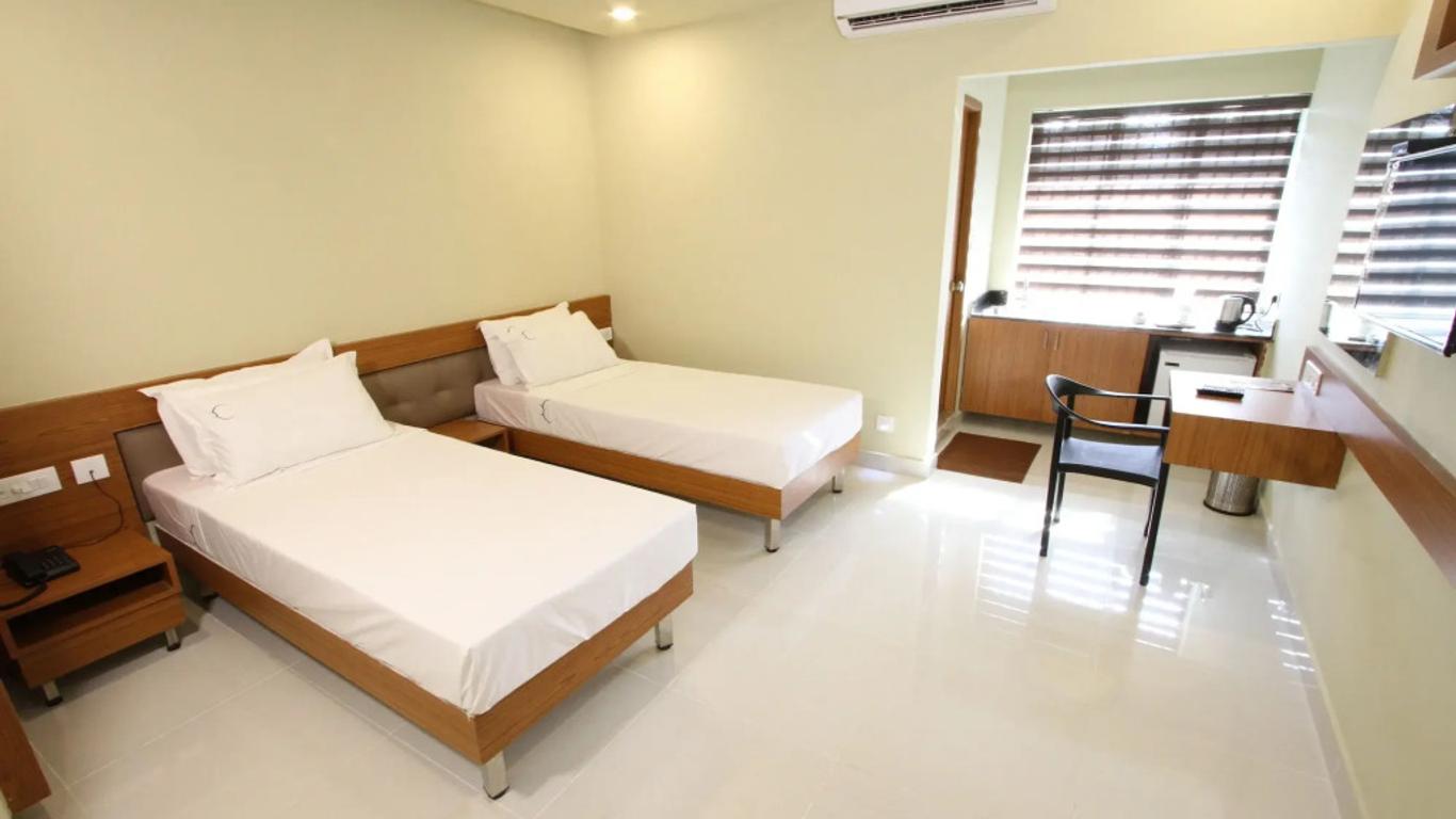 Hotel Crescent Inn