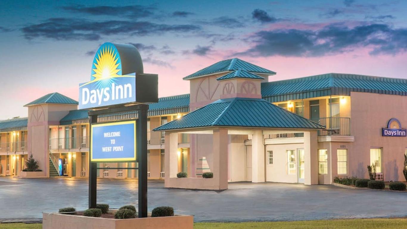 Days Inn by Wyndham West Point