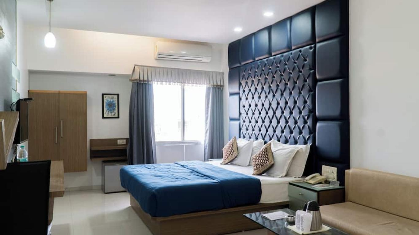 The Horizon Hotel