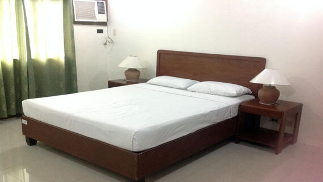 Joyce Apartelle San Juan