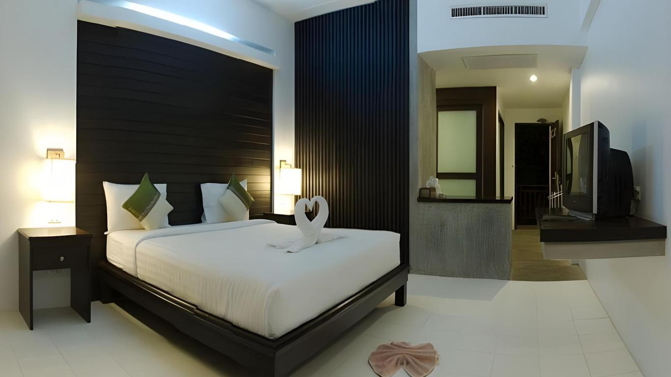 Holiday Park Hotel