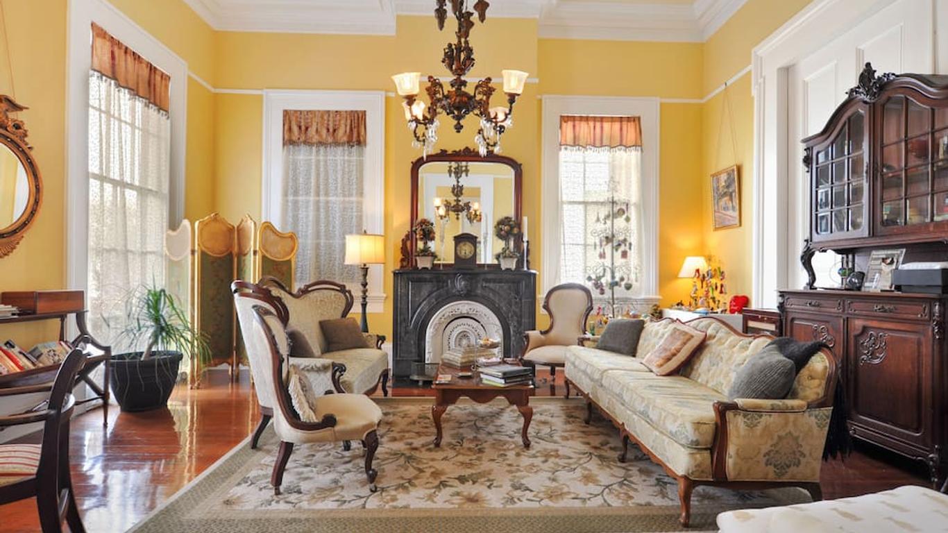 Ashton's Bed and Breakfast