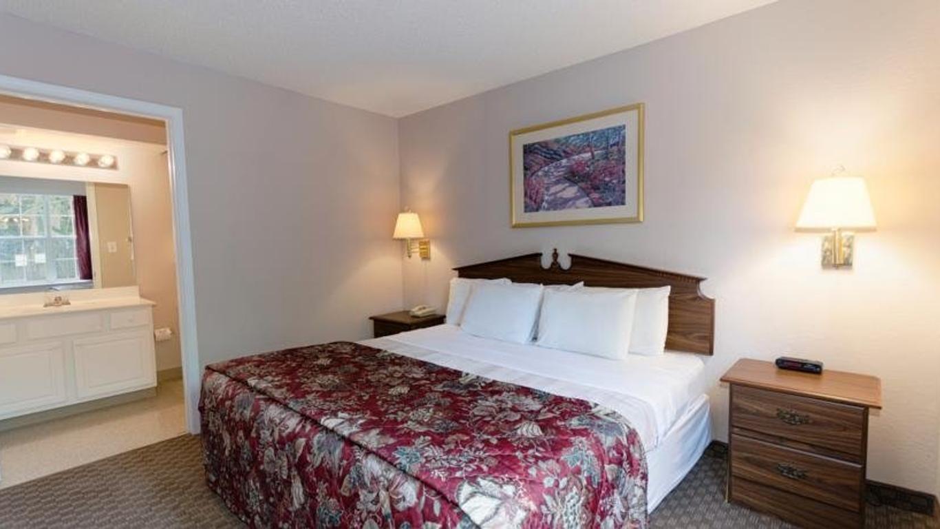 Intown Suites Extended Stay Fort Myers Fl