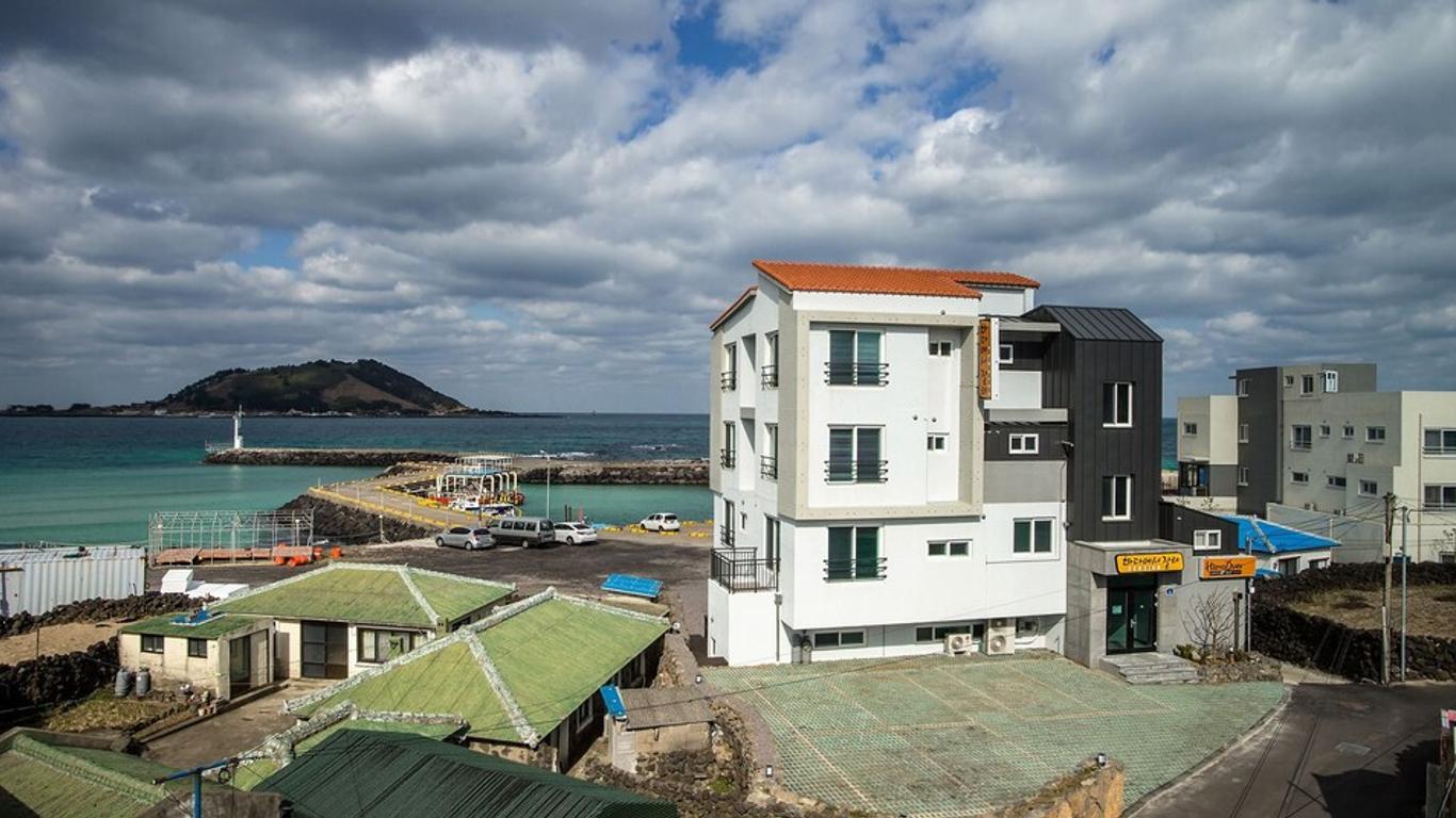 Jeju Sleep in The Sea Pension