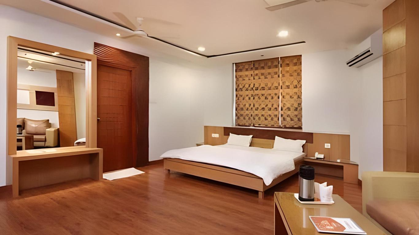 Hotel Mandakini Plaza, Kanpur