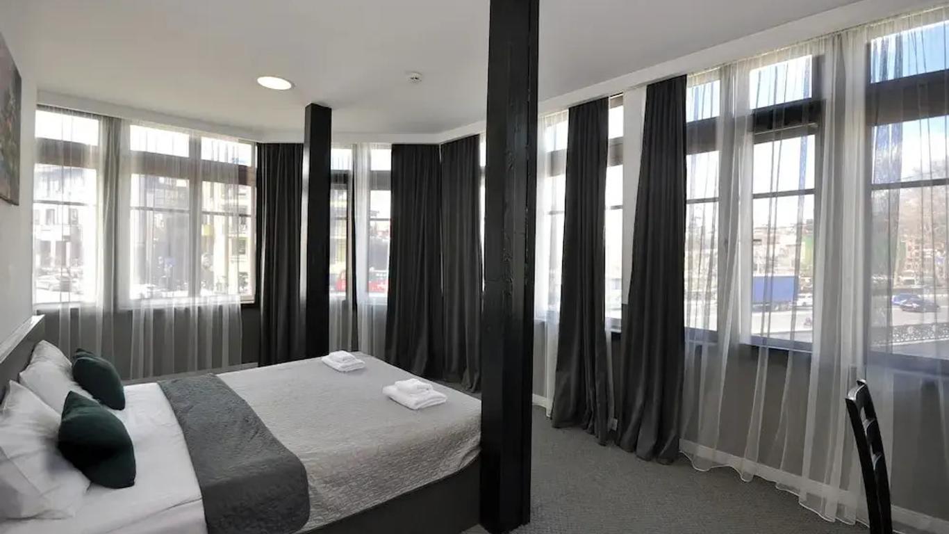 Meidan Inn