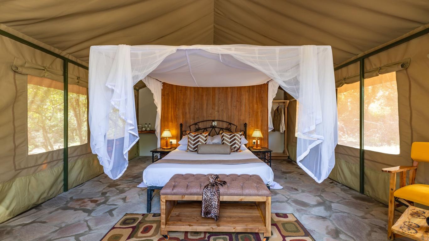 Sentrim Mara Game Lodge