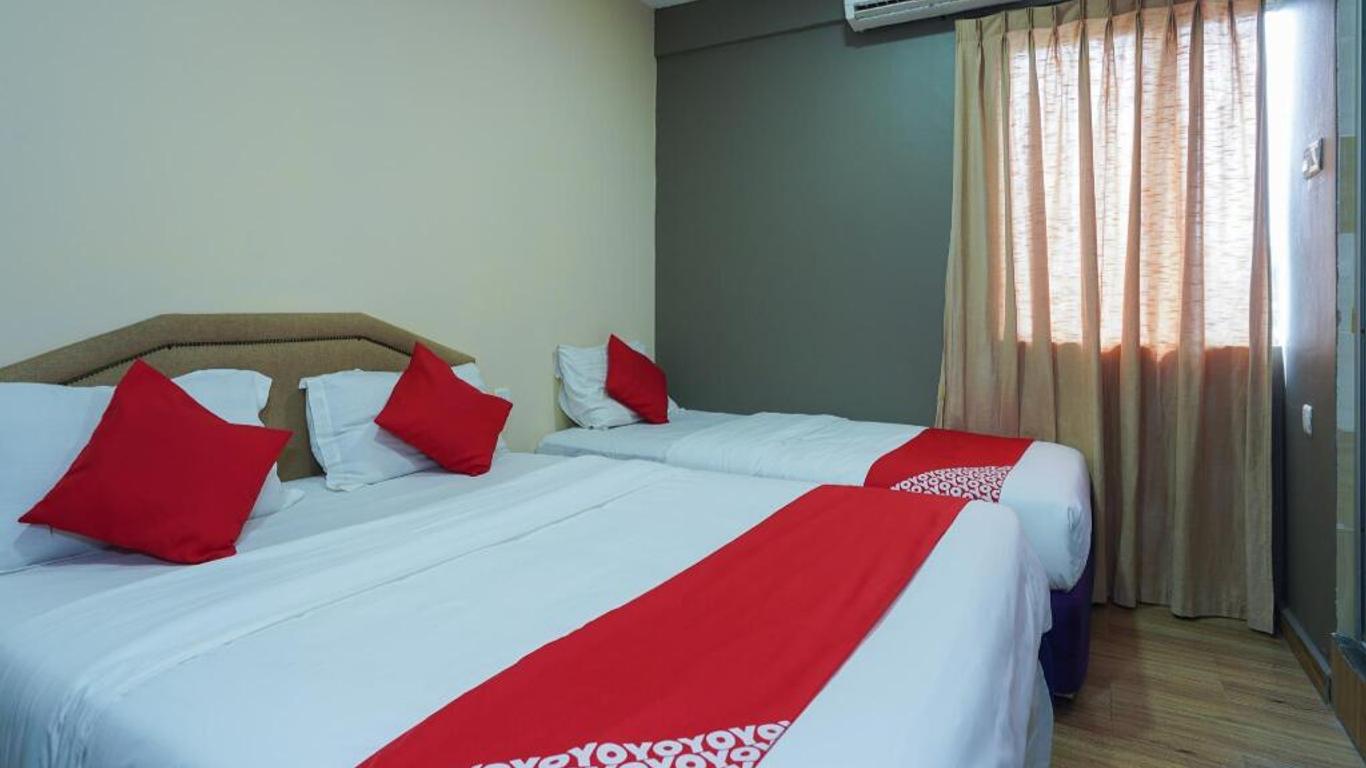 Q One Hotel