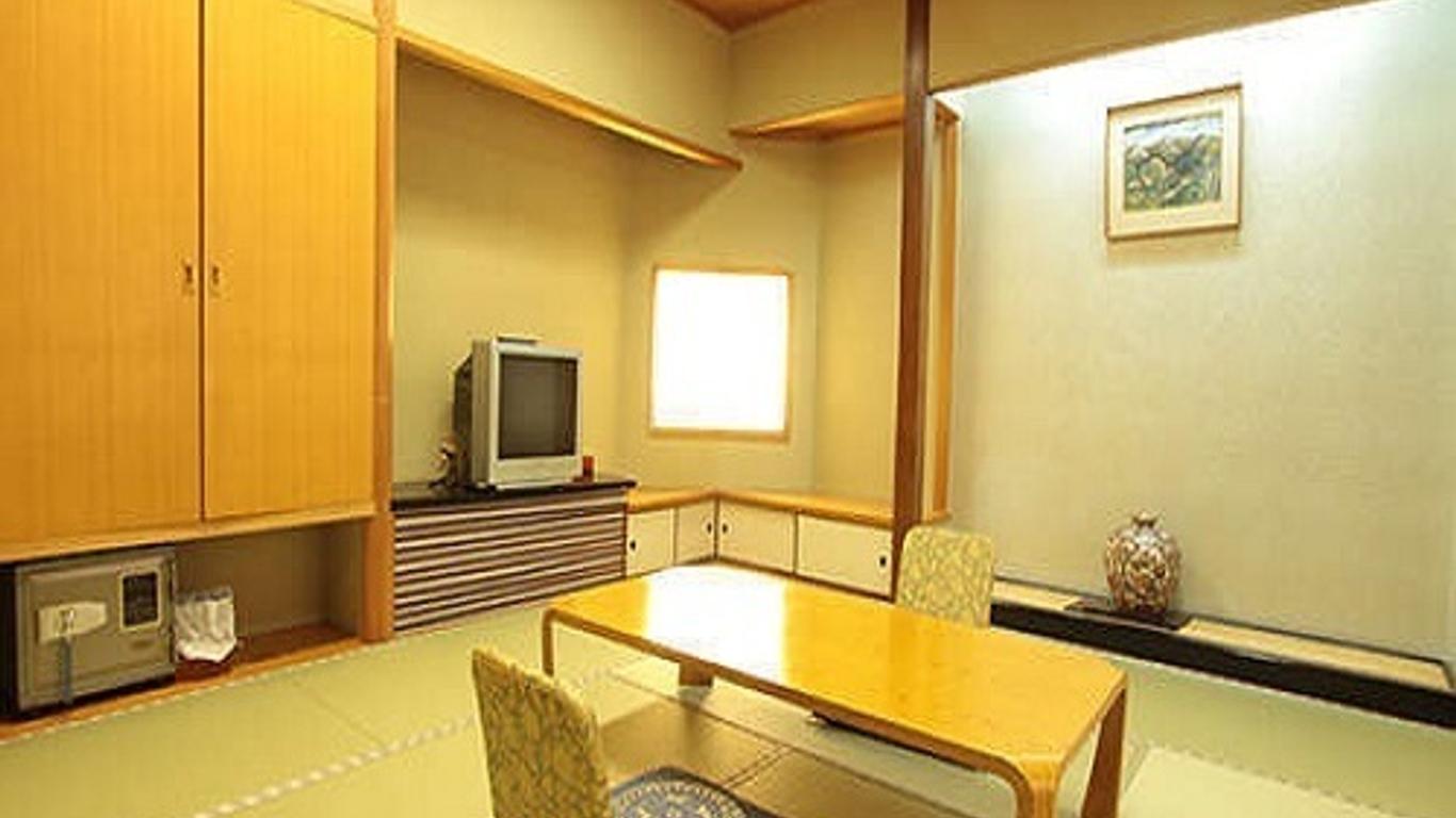 Enakyo Grand Hotel