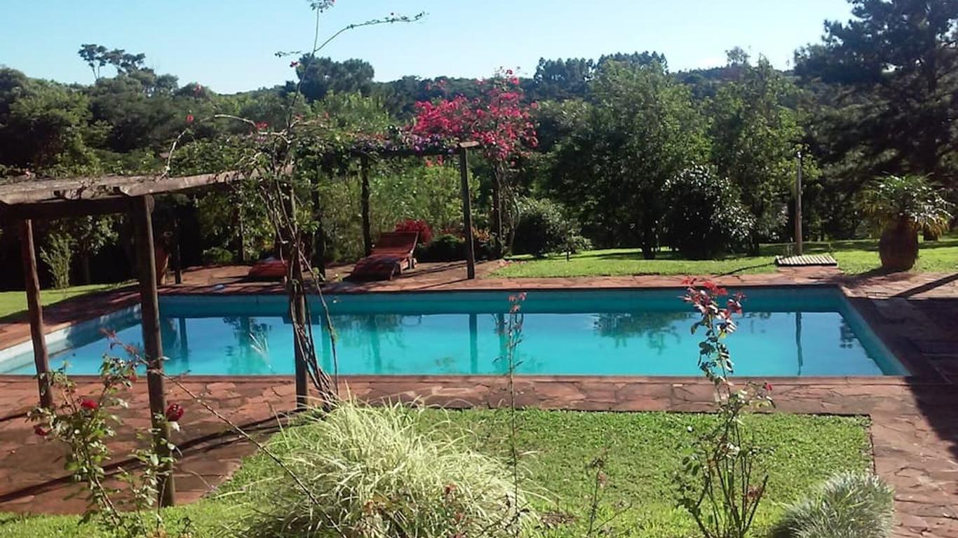 Ytororo Lodge