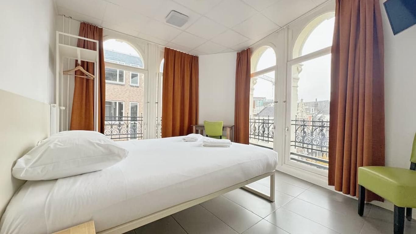 Cs Hotel