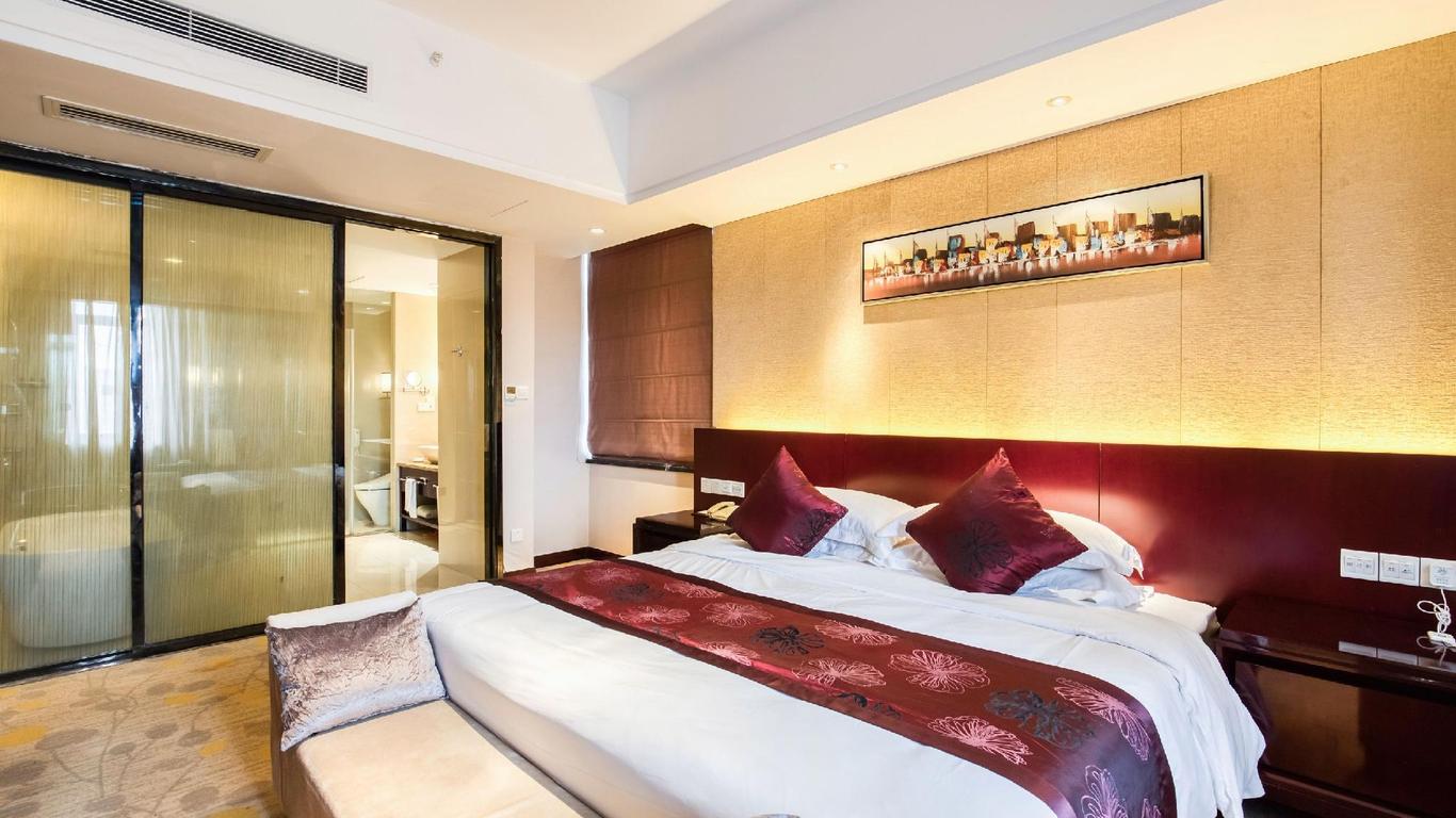 Huatinghu Shijiyuan International Hotel