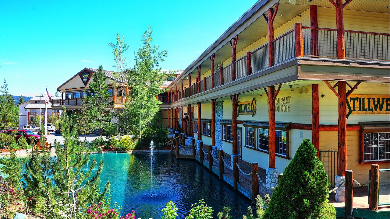 Holiday Inn Resort The Lodge Big Bear Lake  146     2  7  3     Big