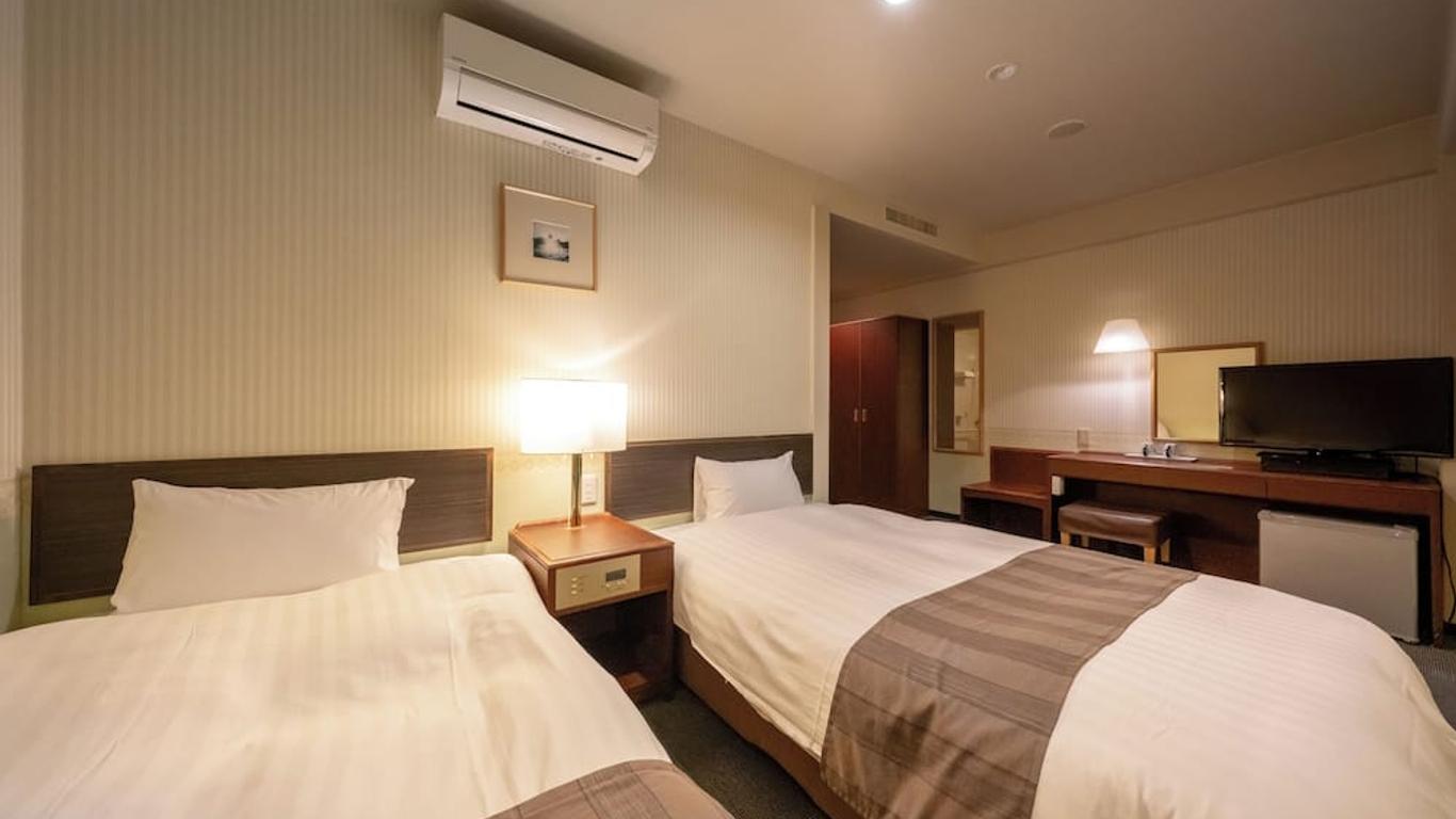Omura Central Hotel