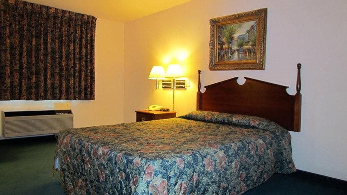 Western Inn & Suites Hampton