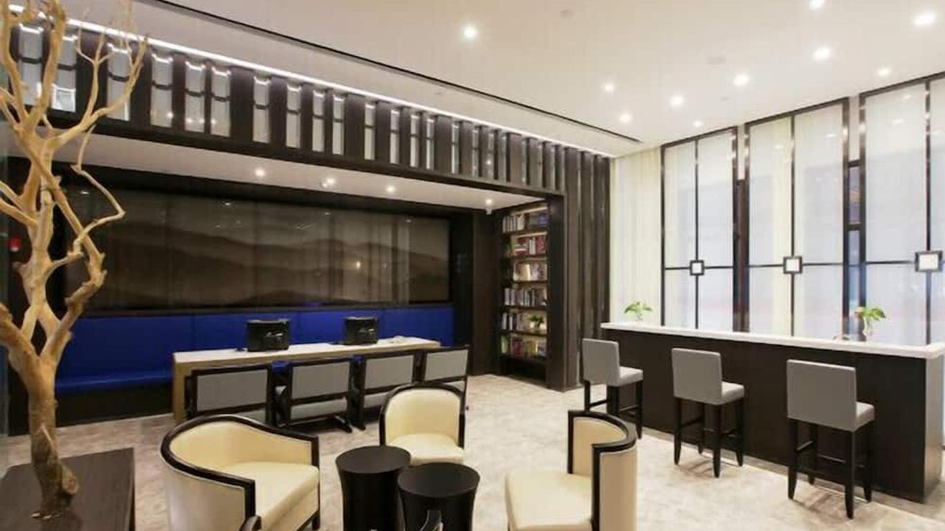 Jinjiang Inn Select Fanchang Rt-Mart Business Plaza
