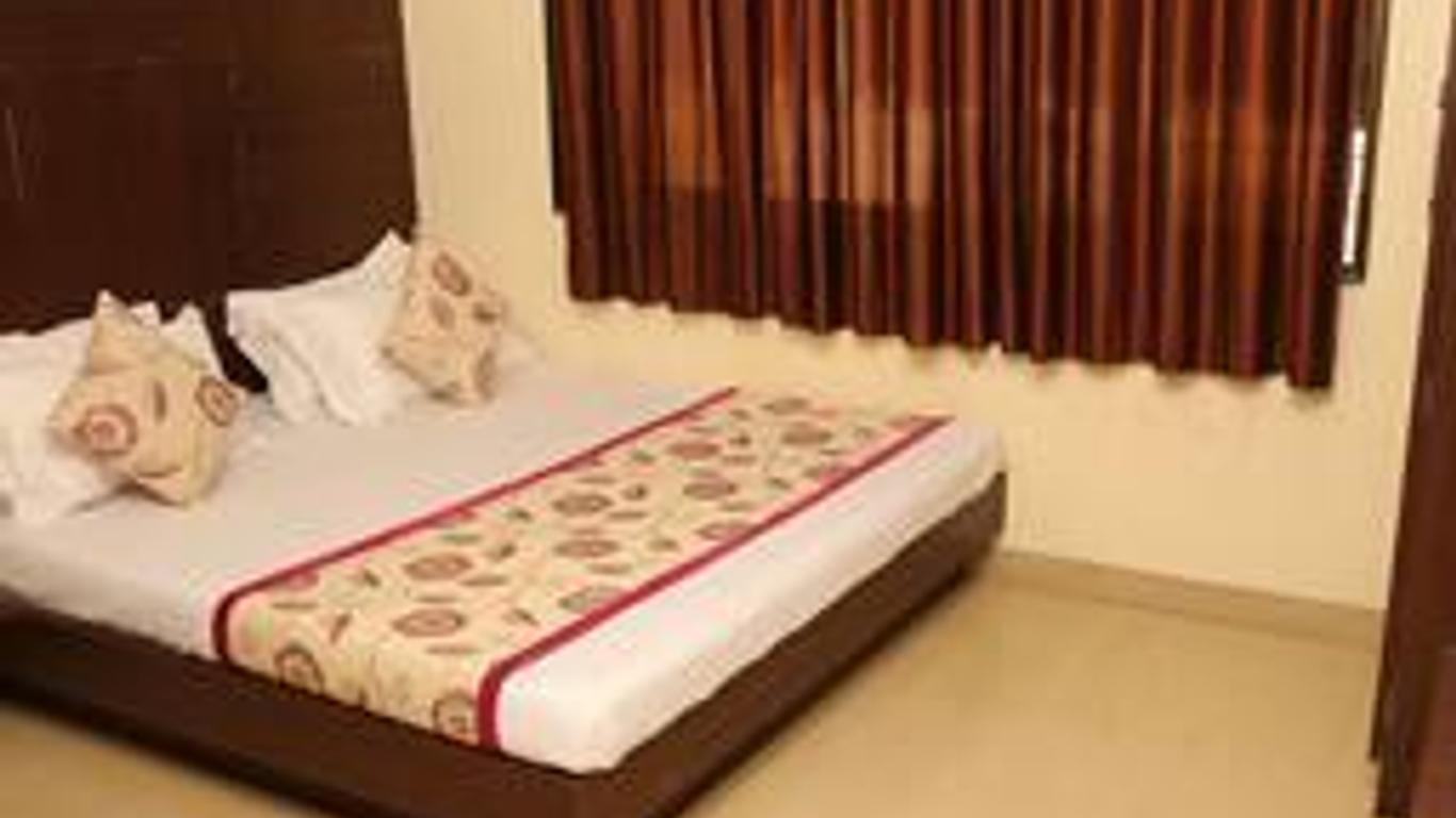 Hotel Heena Plaza