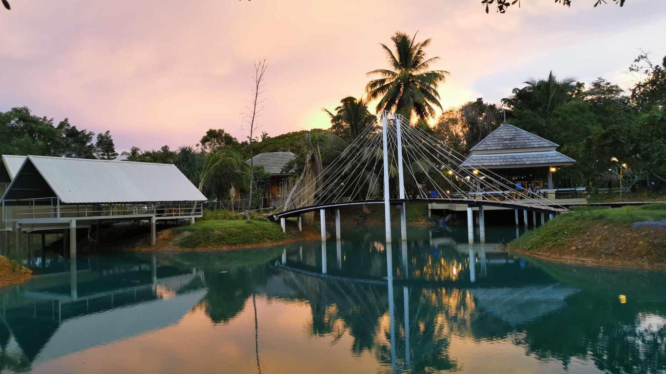 Farmsuk Residence And Resort