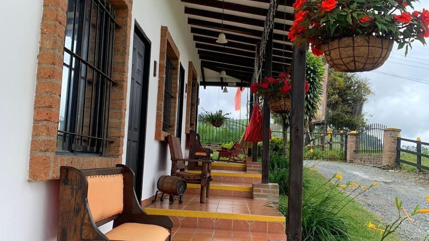 Mamatina Hotel