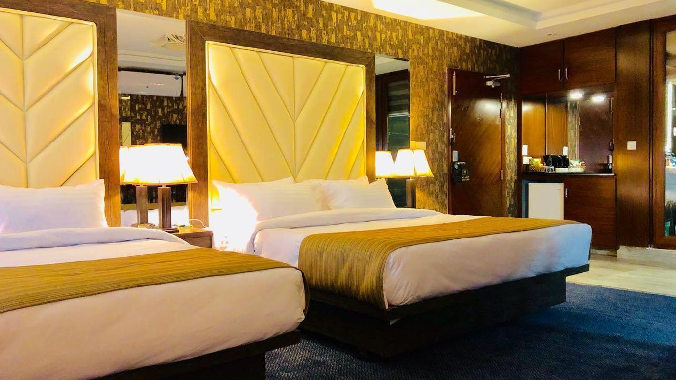 Hunain Hotel