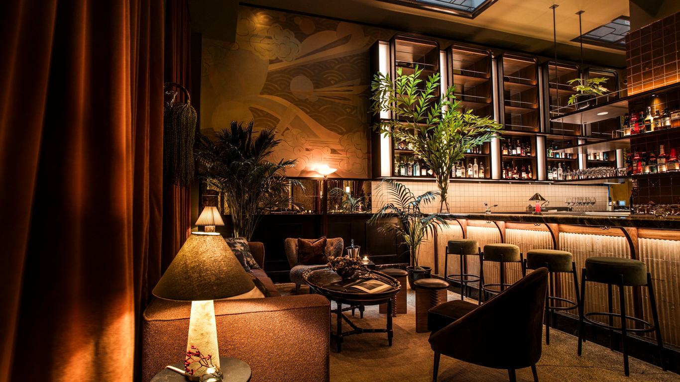 The Evelyn Hotel