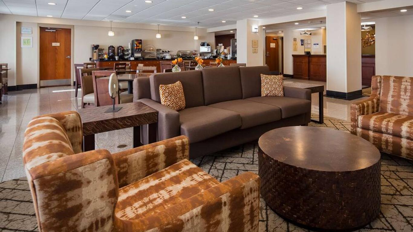 Best Western Plus Belle Meade Inn & Suites