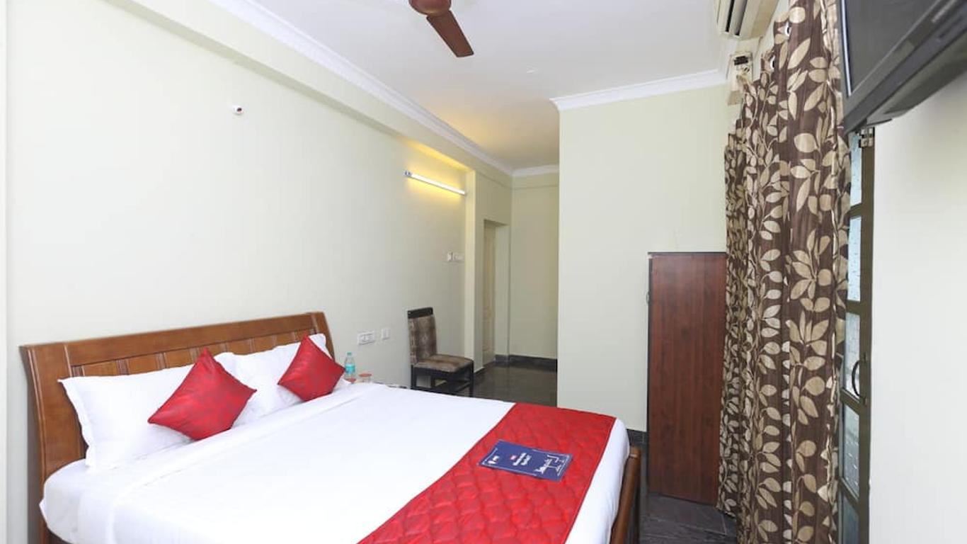 OYO 8645 Syeds Inn