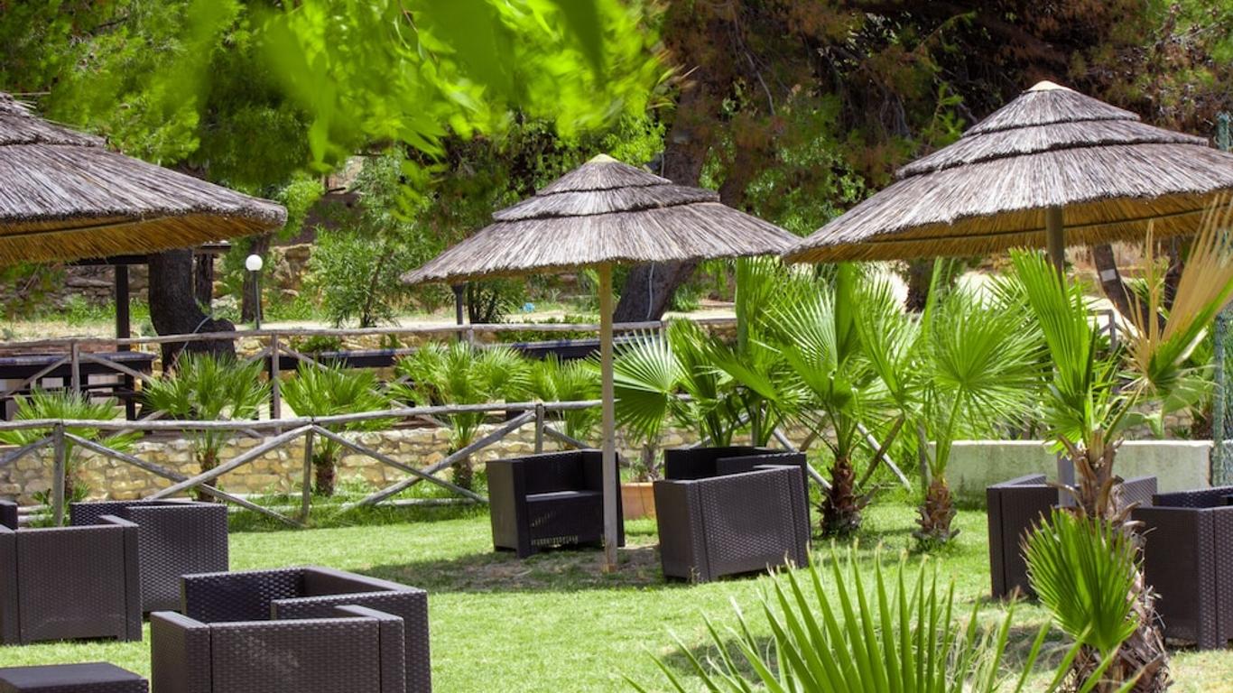 Makauda Beach Residence Village