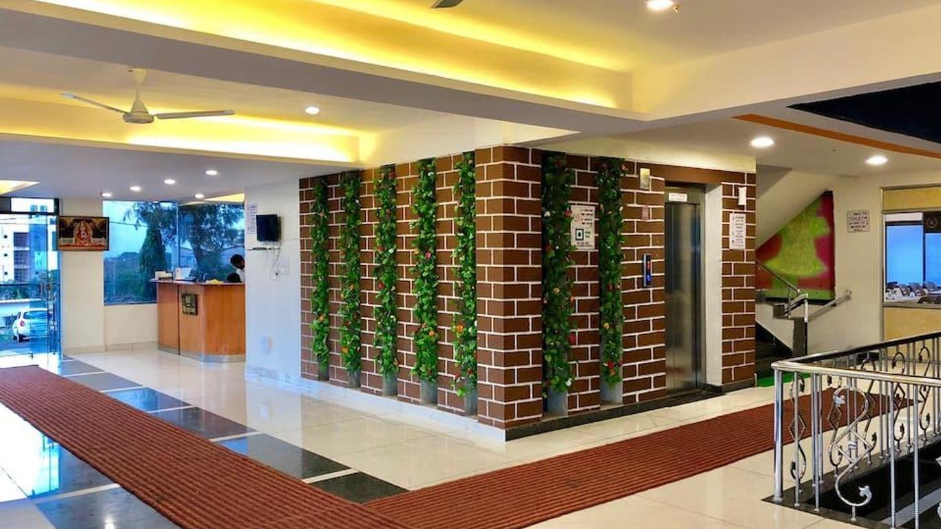Hotel Hilltop