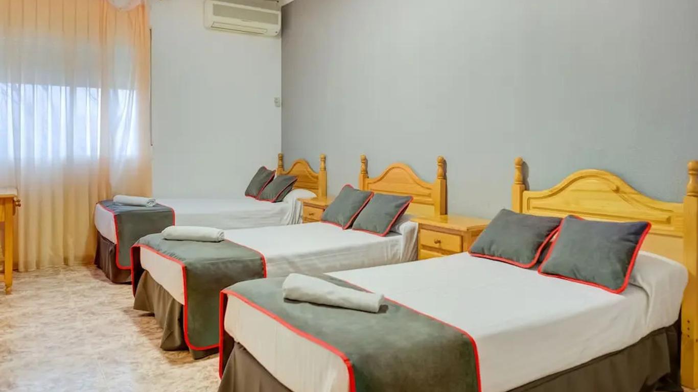 Hotel Restaurante Mr by OYO Rooms