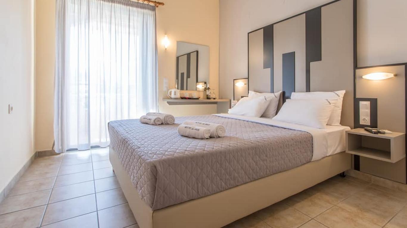 Glaros Hotel