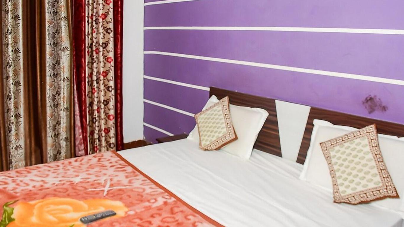 Hotel Jadav & Natraj Dinning Hall