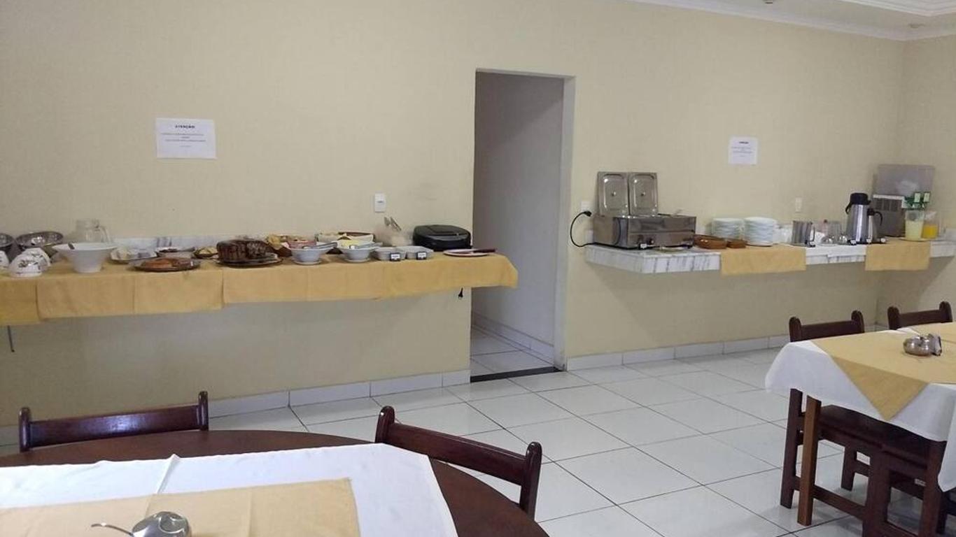 Hotel Telles