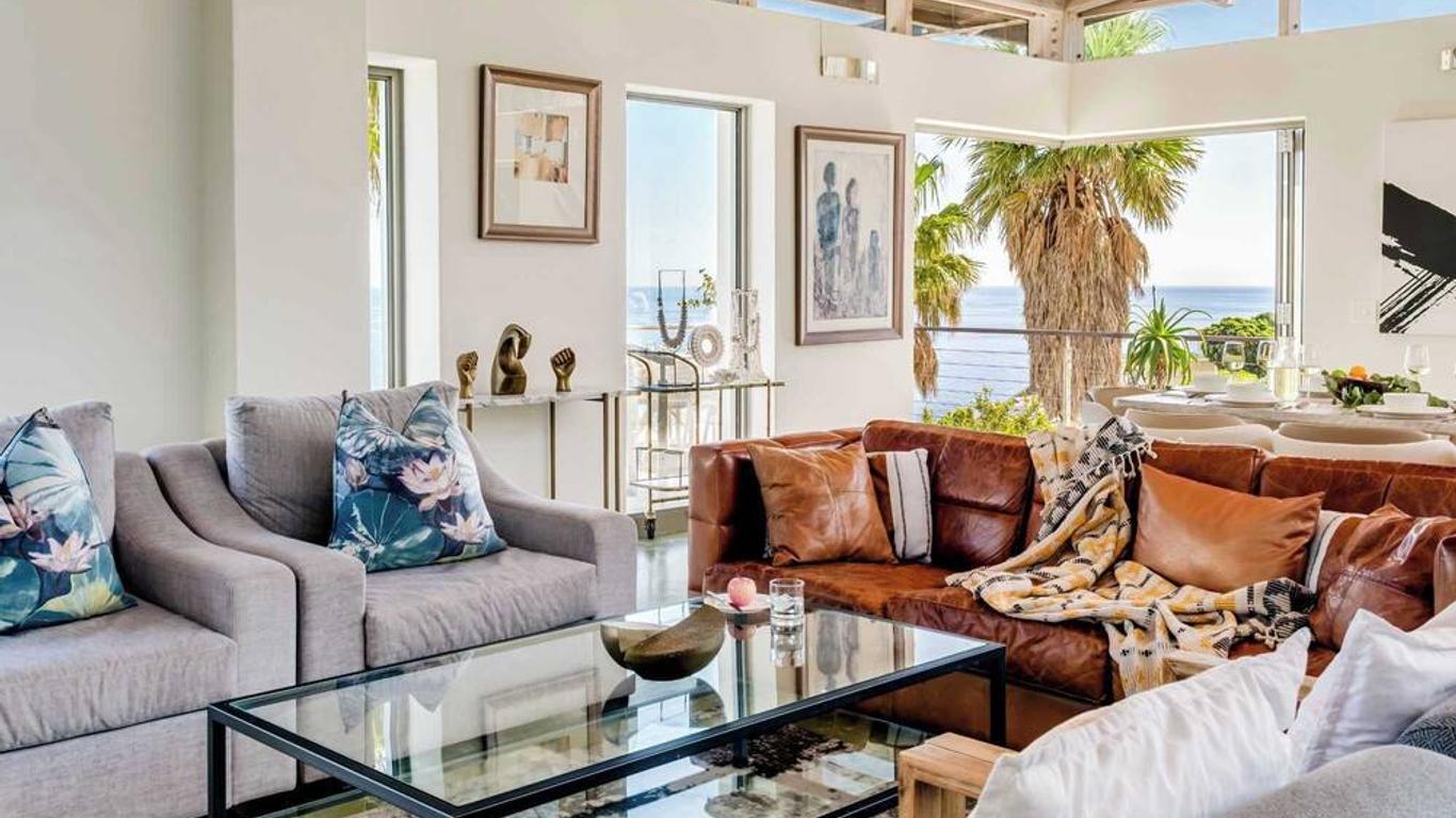 Extraordinary Family Retreat at Lobster Villa
