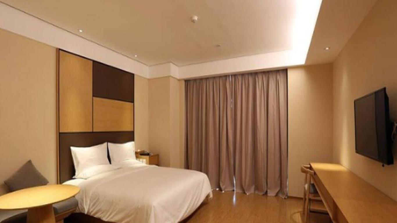 Ji Hotel Nanjing Hongqiao Zhongshan North Road