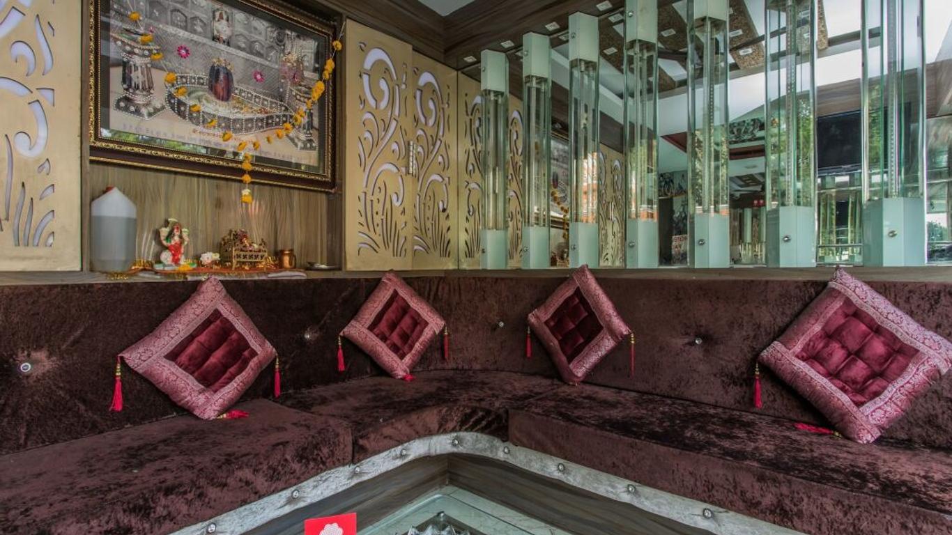 Oyo 13191 Hotel Atlas Palace