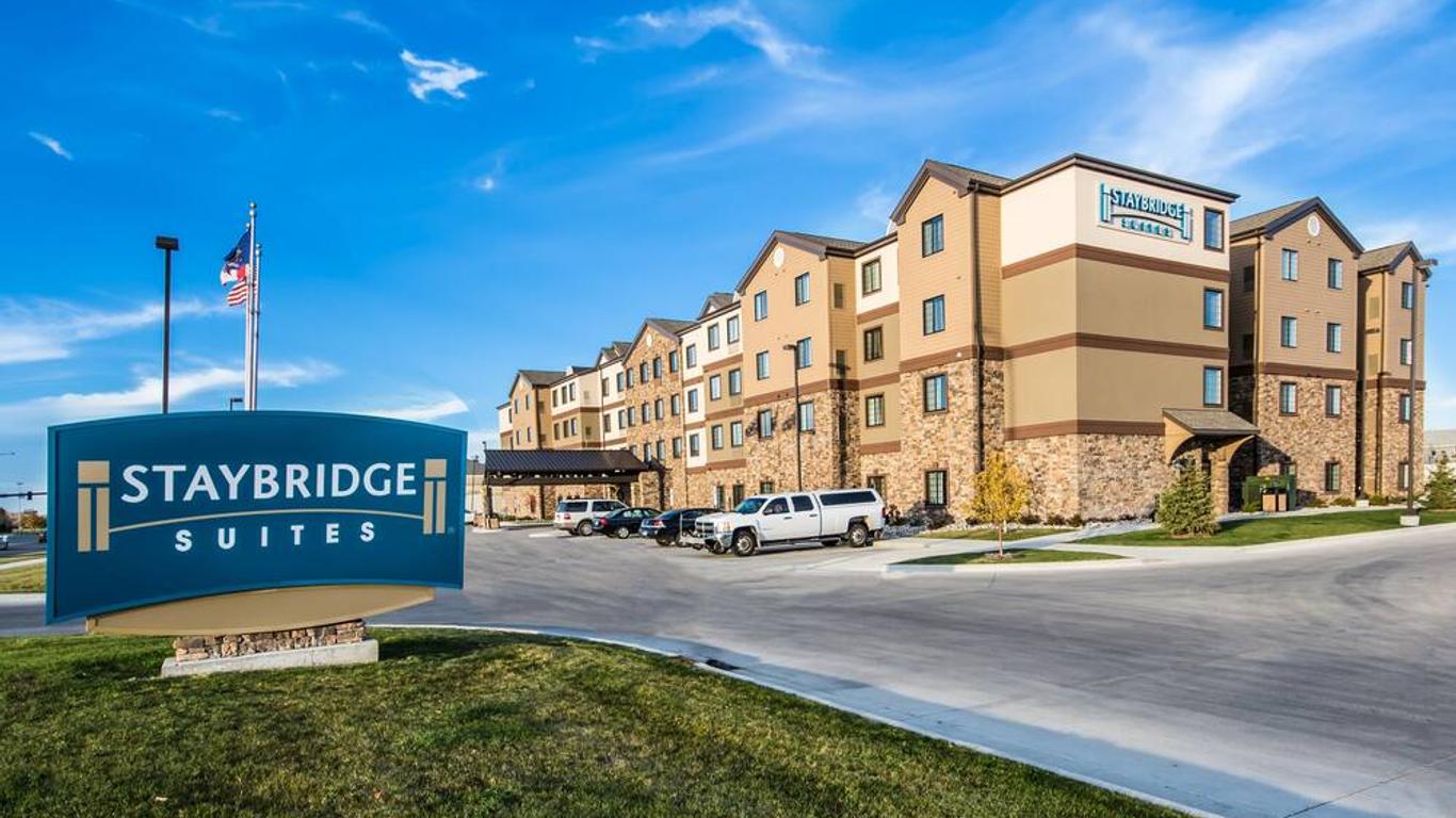 Staybridge Suites Grand Forks By IHG