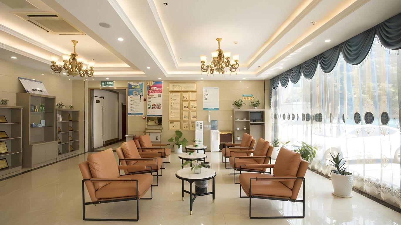 Greentree Inn Anhui Wuhu Yinhu North Road Fangte World Resort South Gate Business Hotel
