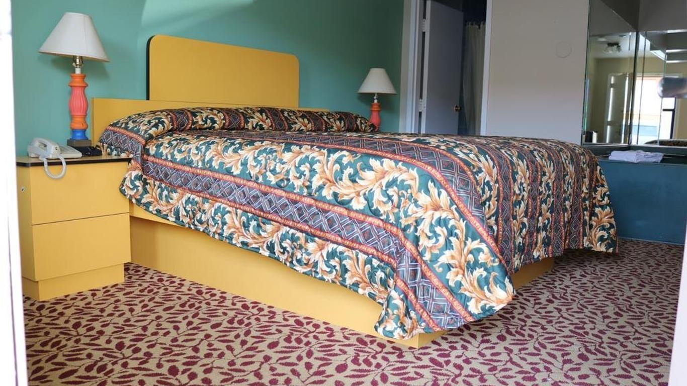 Miami Inn & Suites