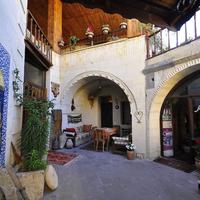 Kismet Cave House
